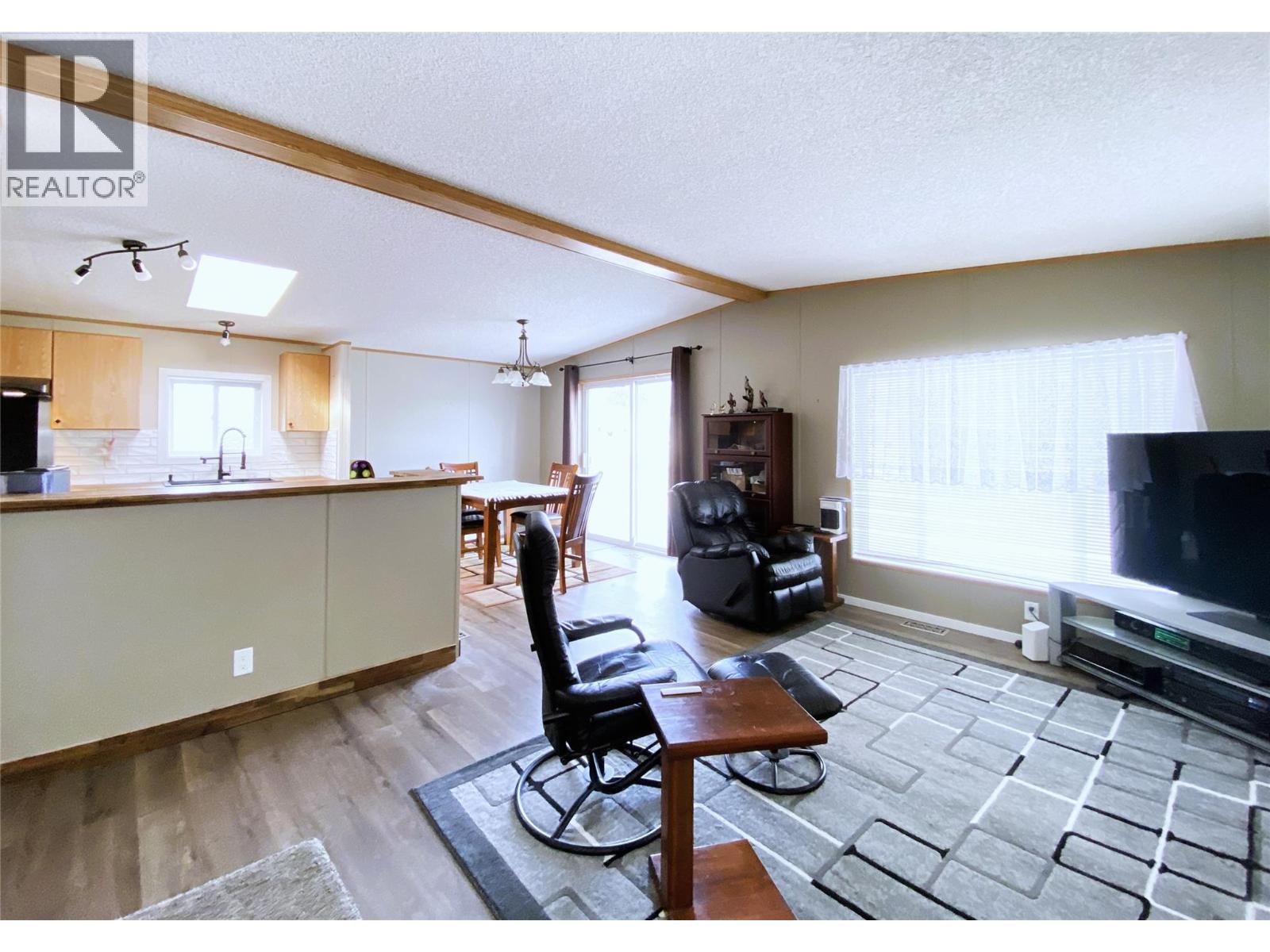 #85 2932 Buckley Road - 10