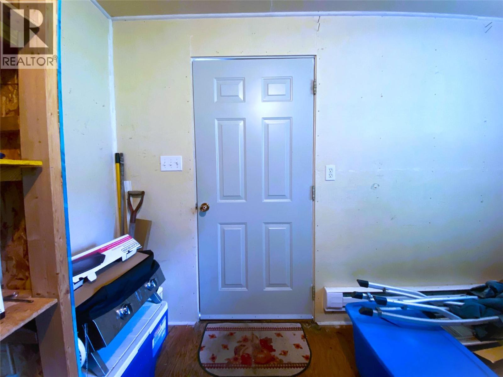 #85 2932 Buckley Road - 38