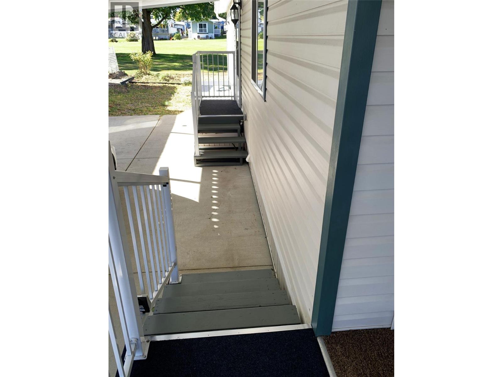 #85 2932 BUCKLEY ROAD - 6