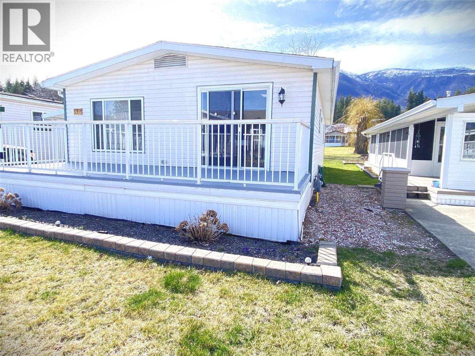 #85 2932 BUCKLEY ROAD - 41