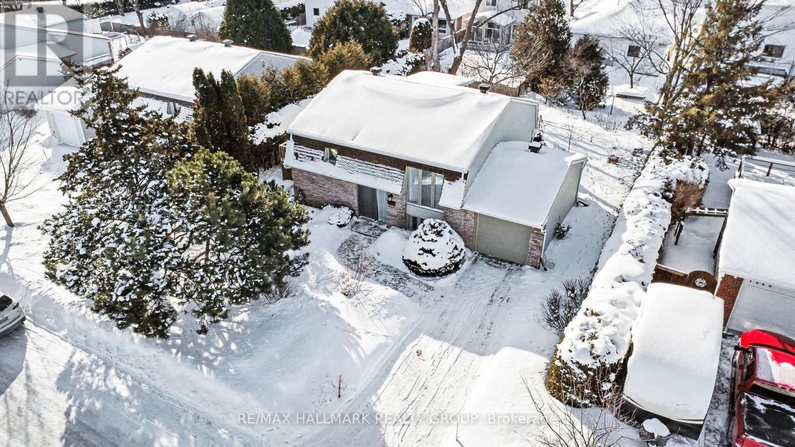 1044 ADLEY ROAD - Image 2