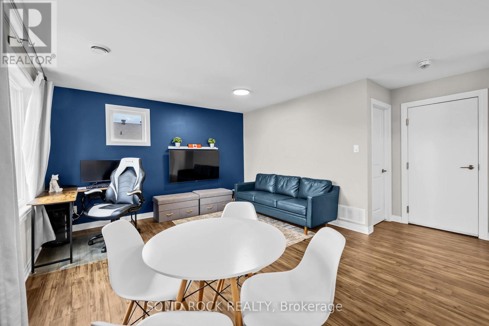 #22 442 VIA VERONA AVENUE - 26