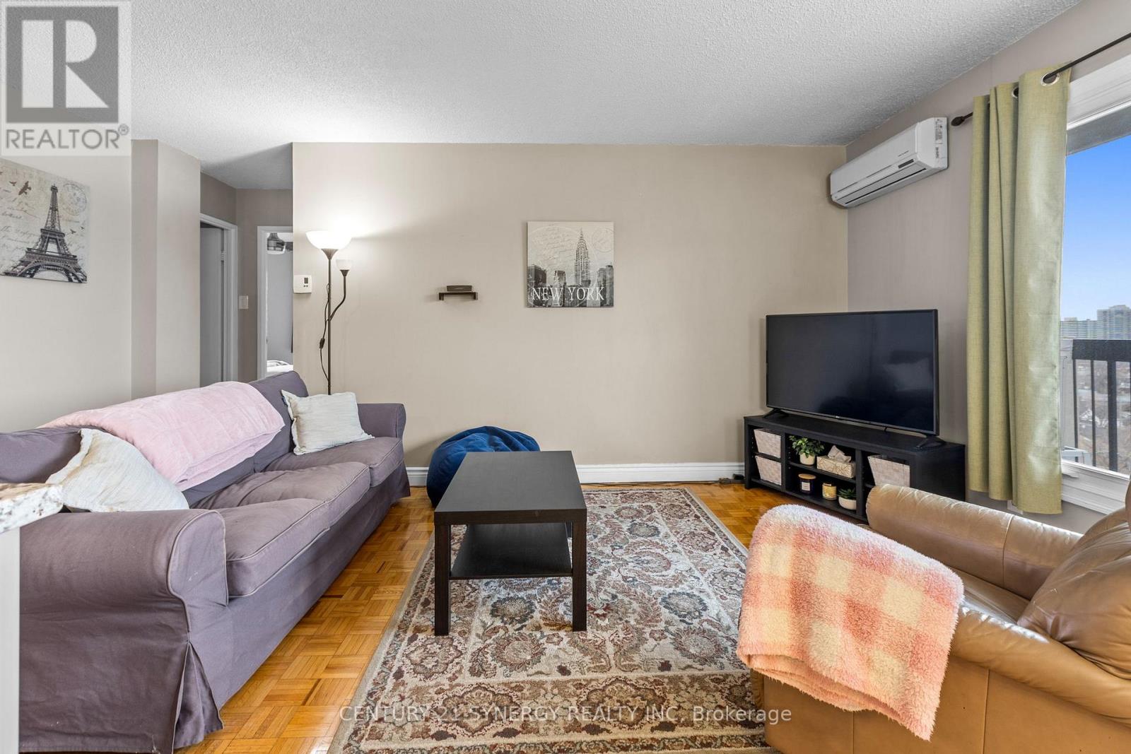 #1009 158A MCARTHUR AVENUE - 4