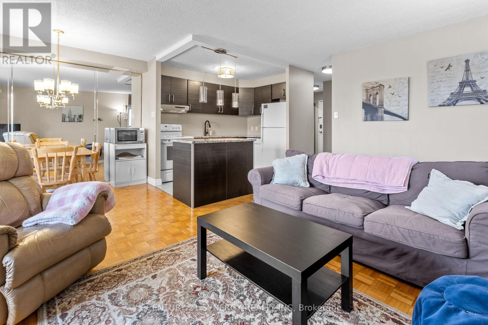 #1009 158A MCARTHUR AVENUE - 6