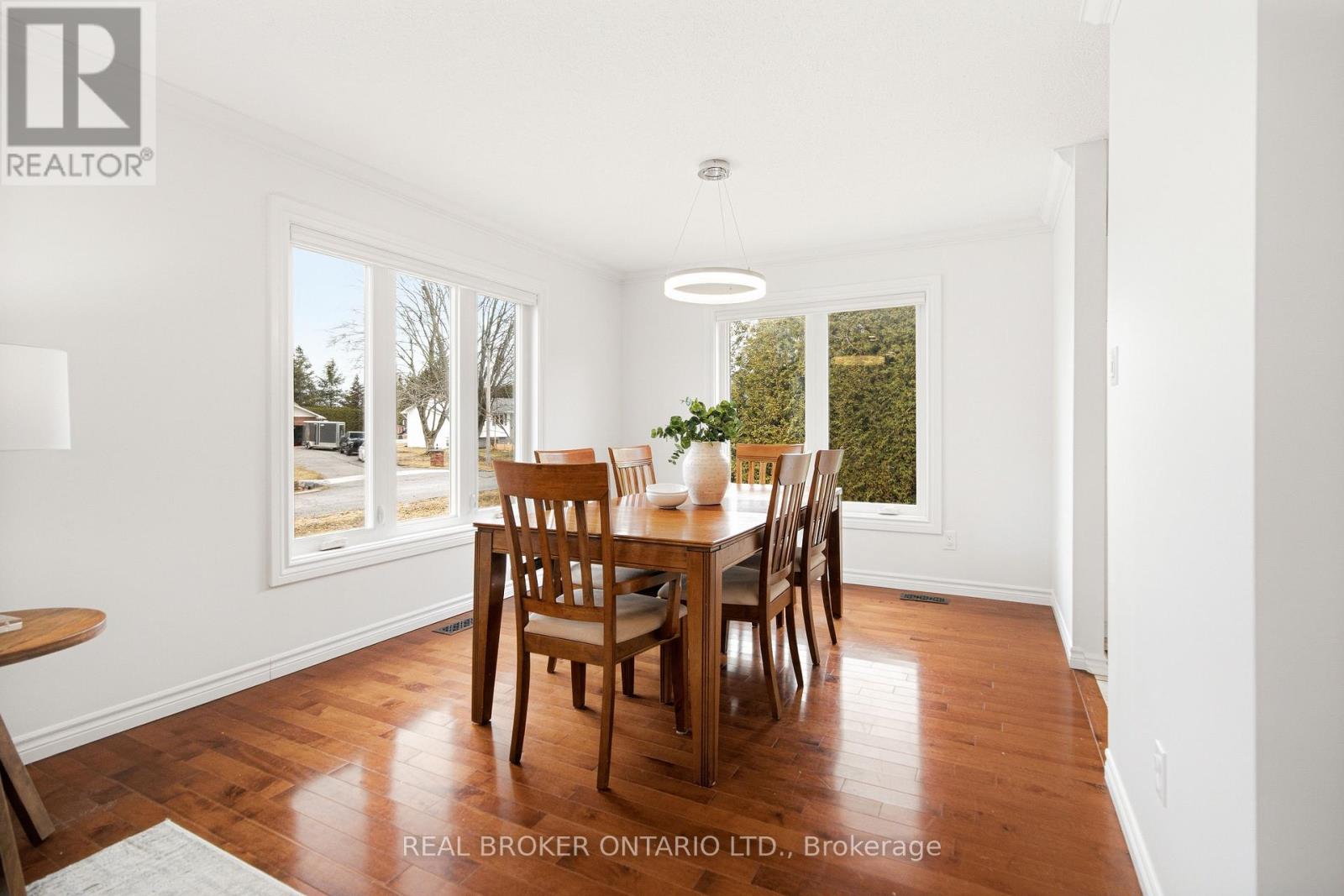 5723 LOYALIST STREET - 10