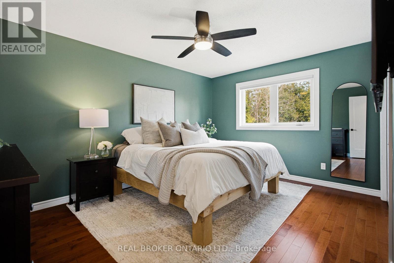 5723 LOYALIST STREET - 16