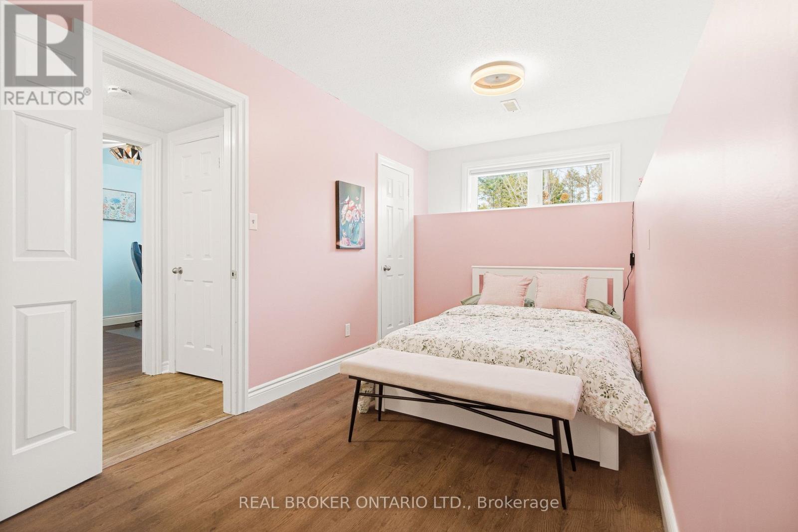 5723 LOYALIST STREET - 30