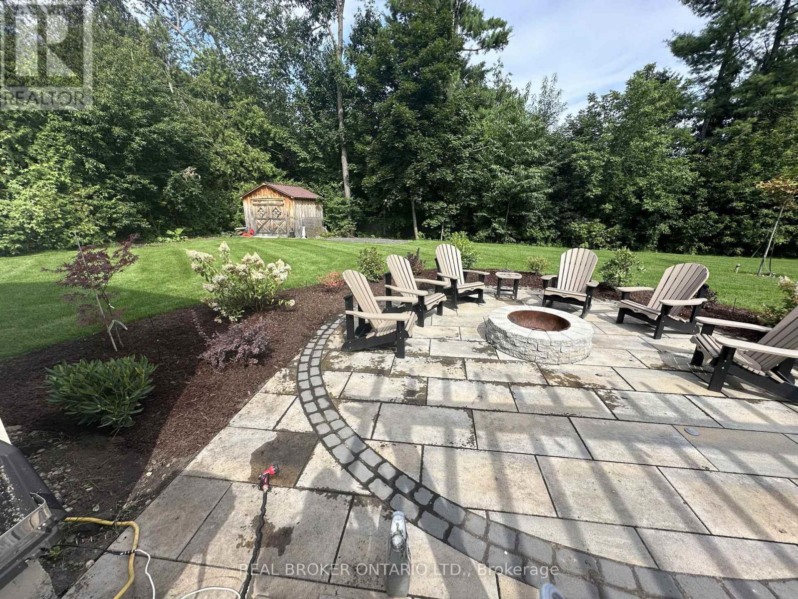 5723 LOYALIST STREET - 35