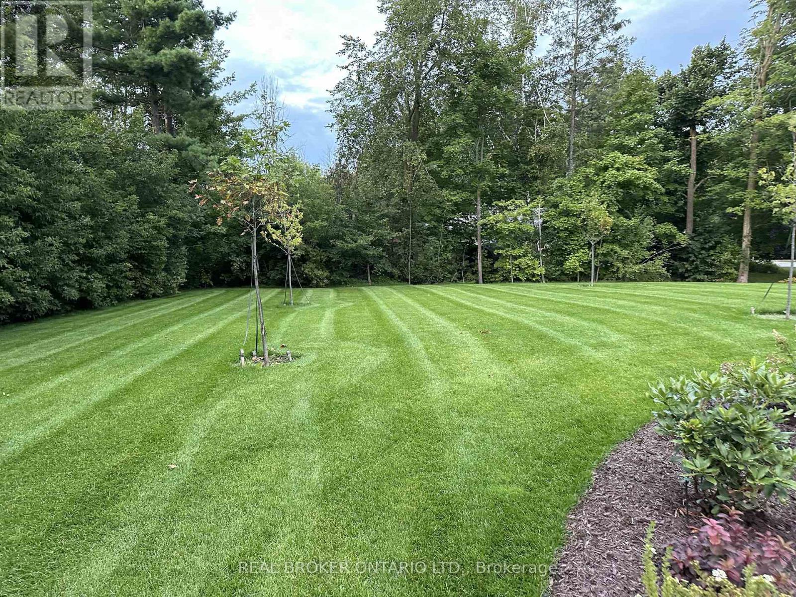 5723 LOYALIST STREET - 36