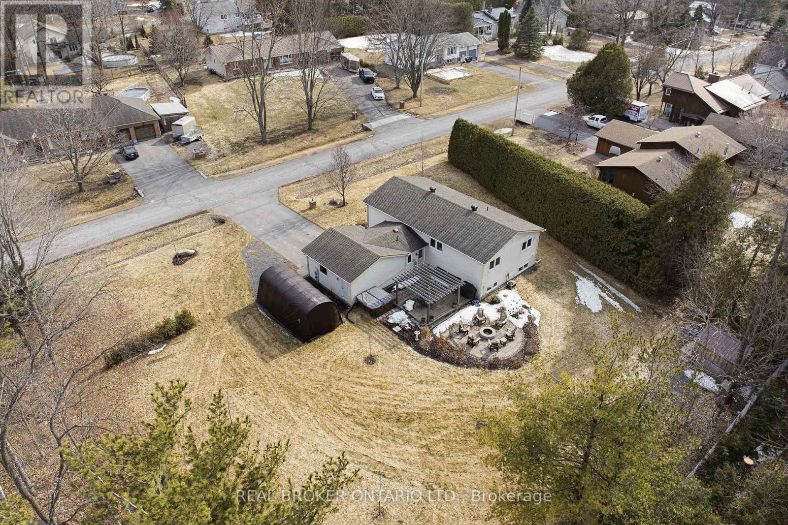 5723 LOYALIST STREET - 40