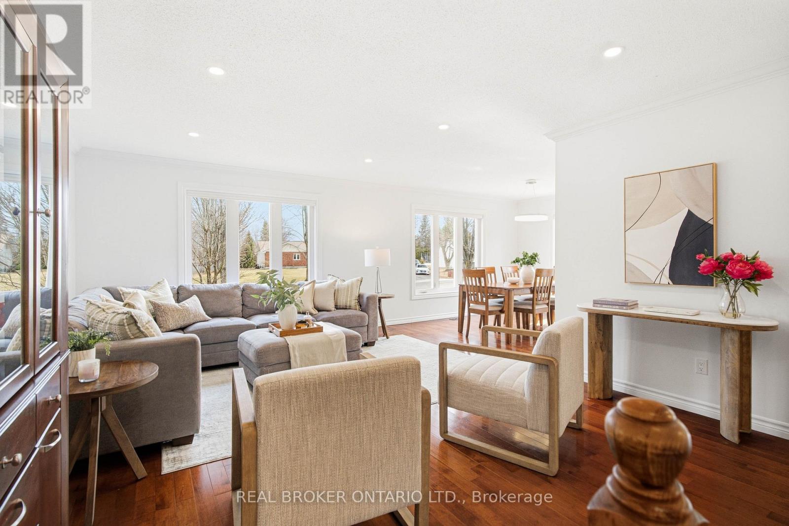 5723 LOYALIST STREET - 7