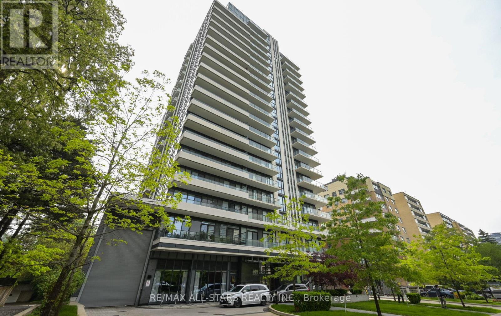 Listing photo of 1001 - 609 AVENUE ROAD