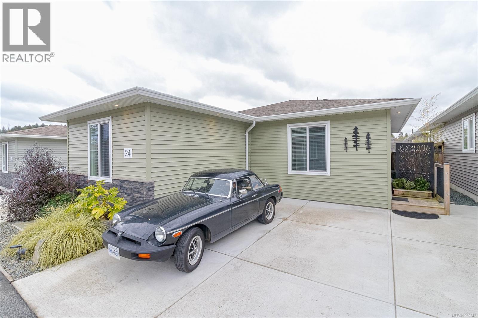 24 7650 Qwuc chus Lane, Central Saanich