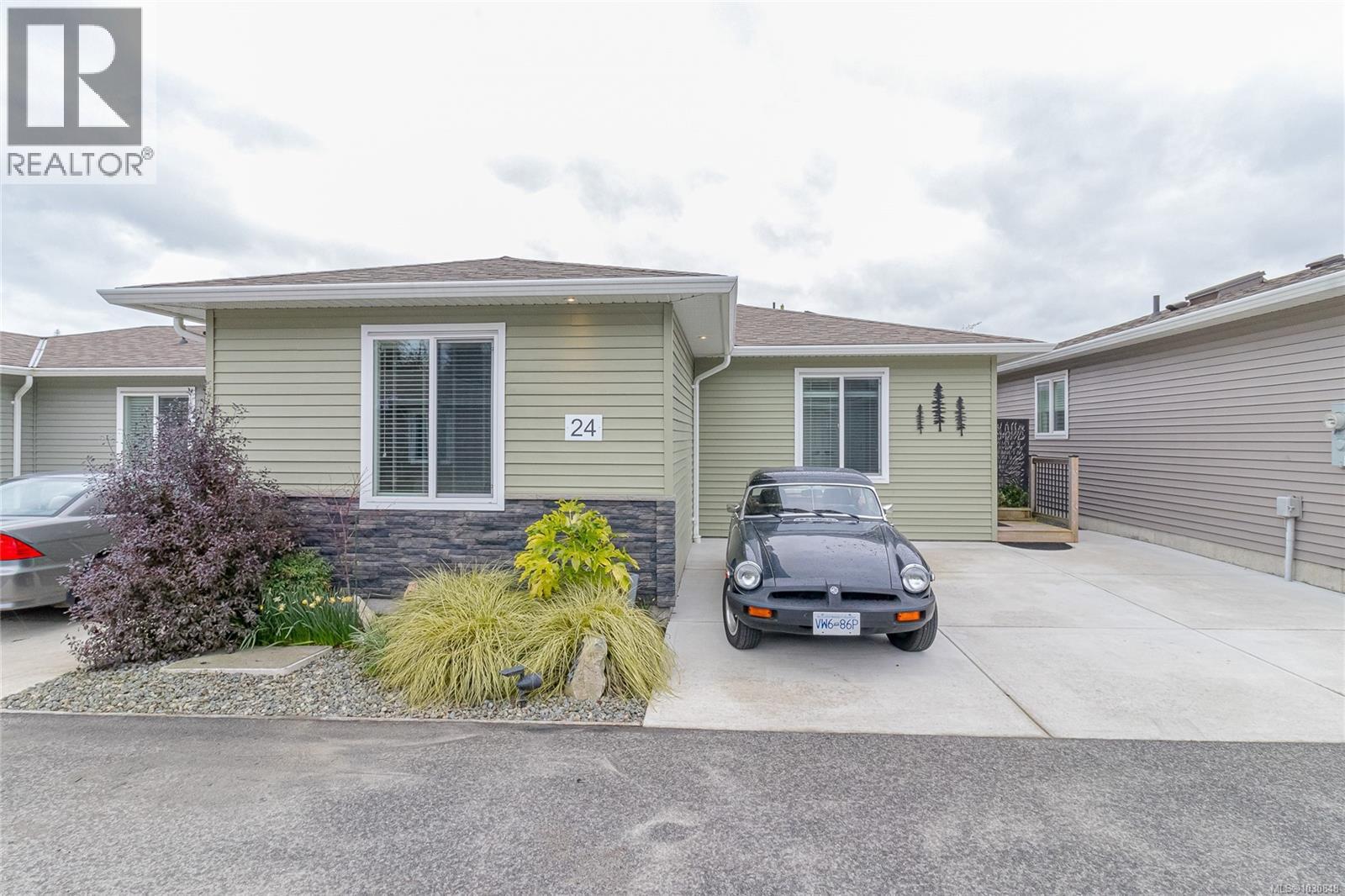 24 7650 Qwuc chus Lane, Central Saanich