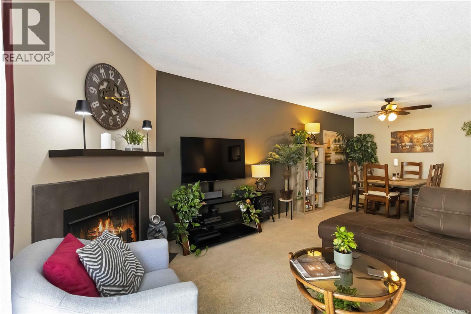 314 3255 Glasgow Avenue, Saanich