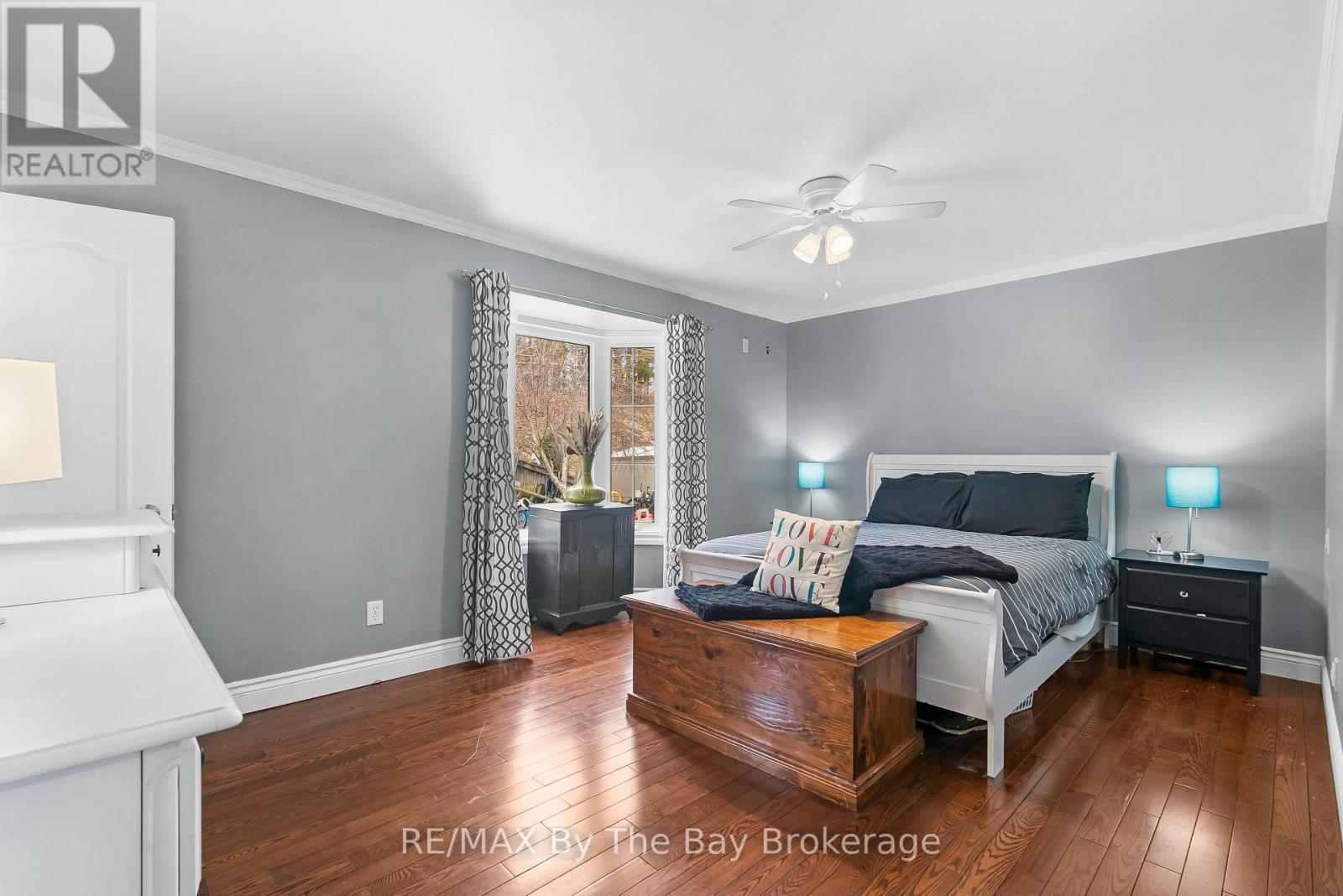 15 DEANNA DRIVE - 18