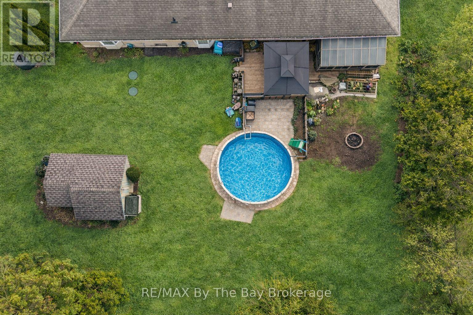 15 DEANNA DRIVE - 45