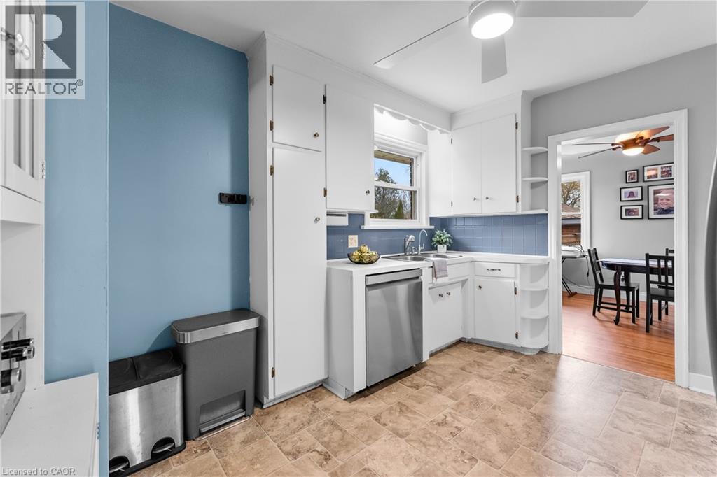 6396 LAURA CRESCENT - 14