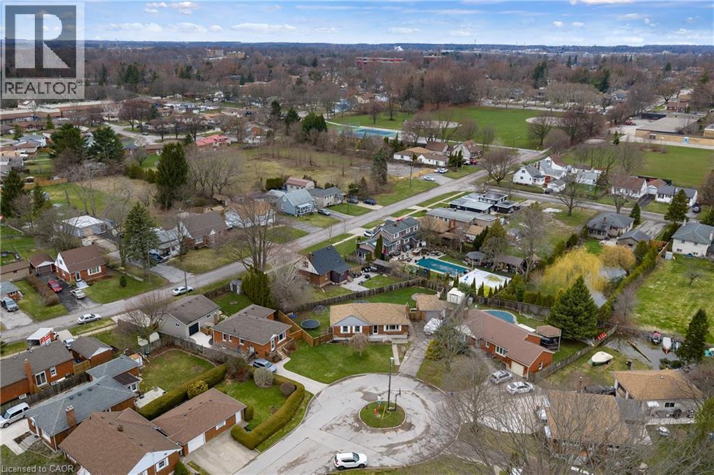 6396 LAURA CRESCENT - 41