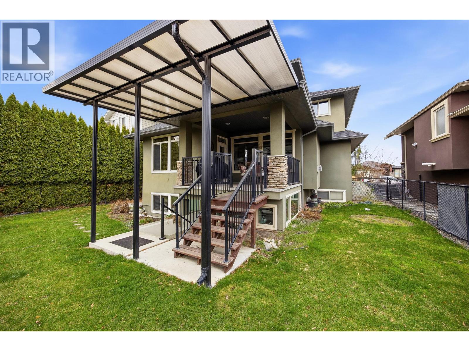  647 Peridot Place, Kelowna