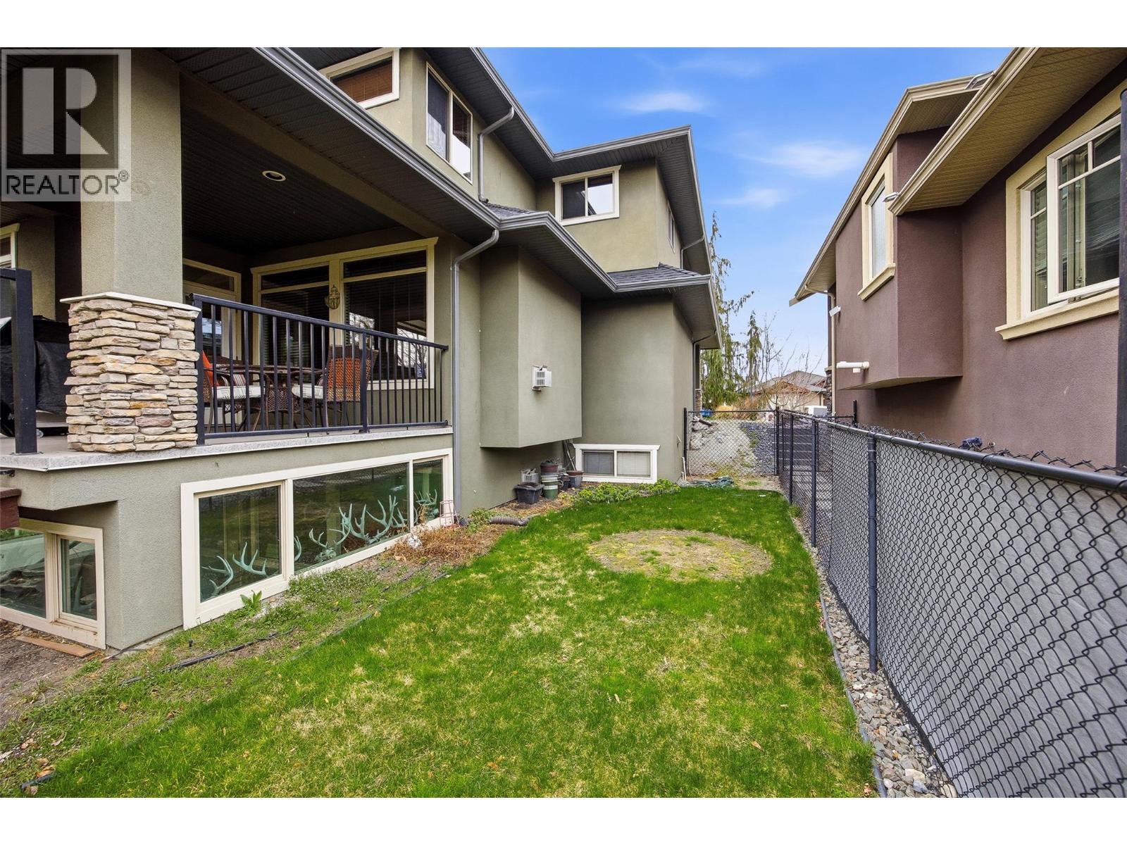  647 Peridot Place, Kelowna