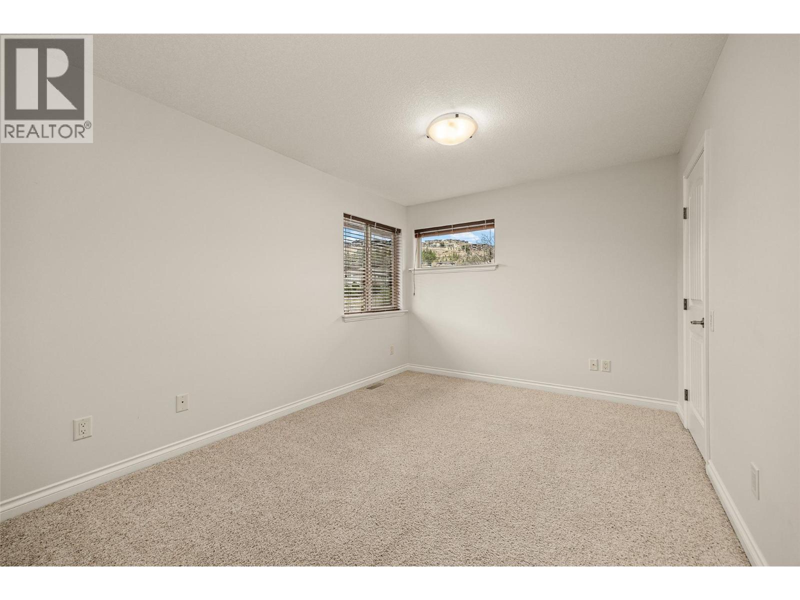  647 Peridot Place, Kelowna