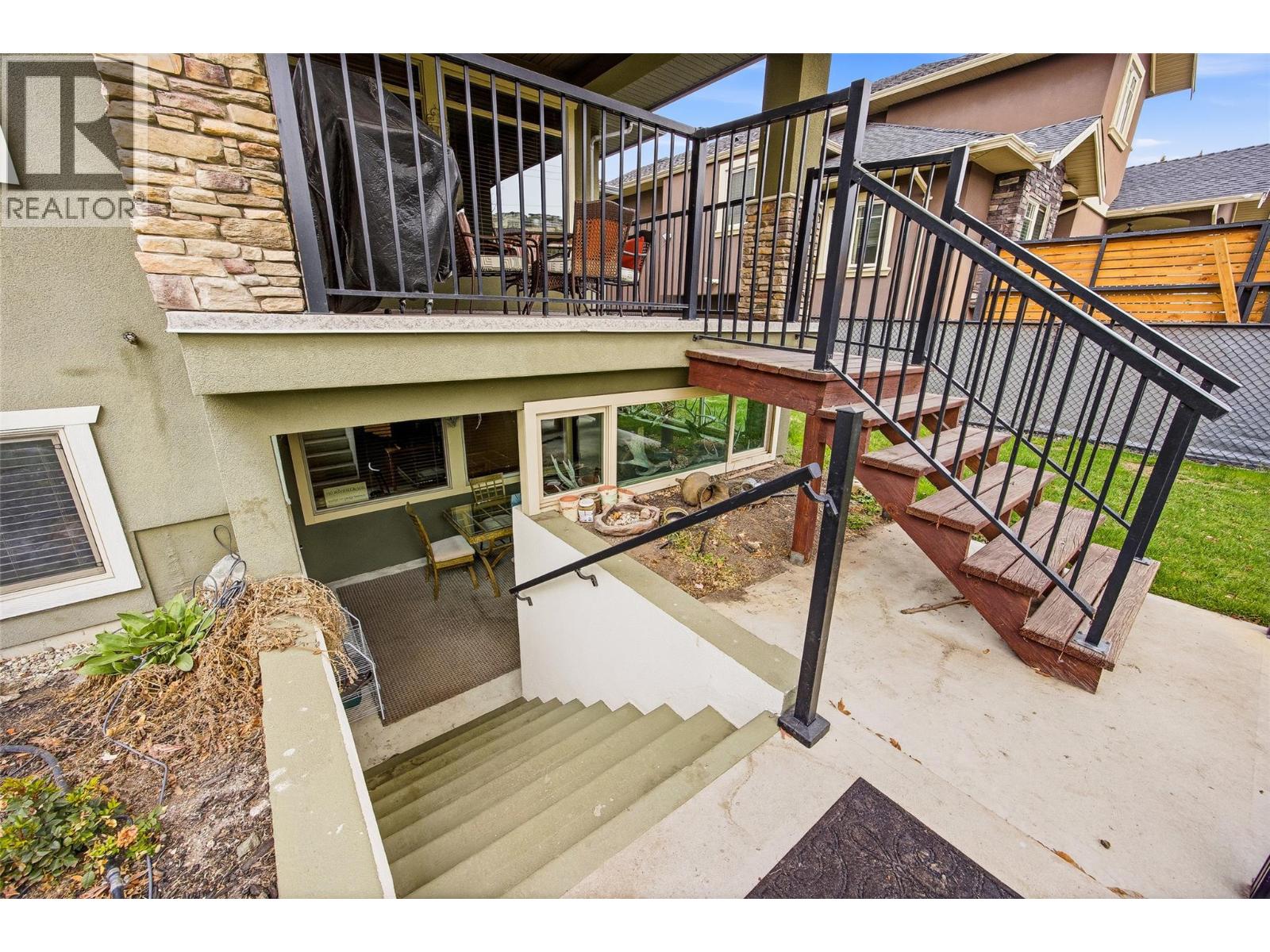  647 Peridot Place, Kelowna