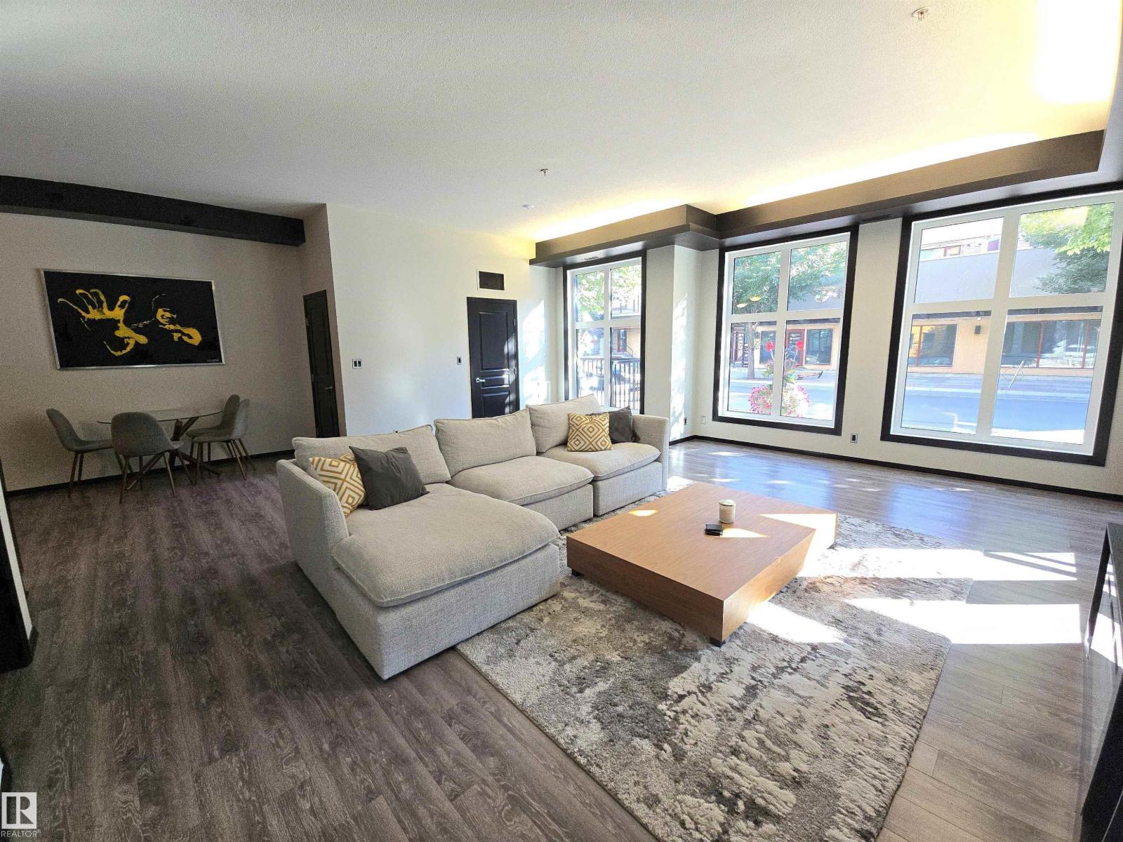 #106 10531 117 ST NW, Edmonton