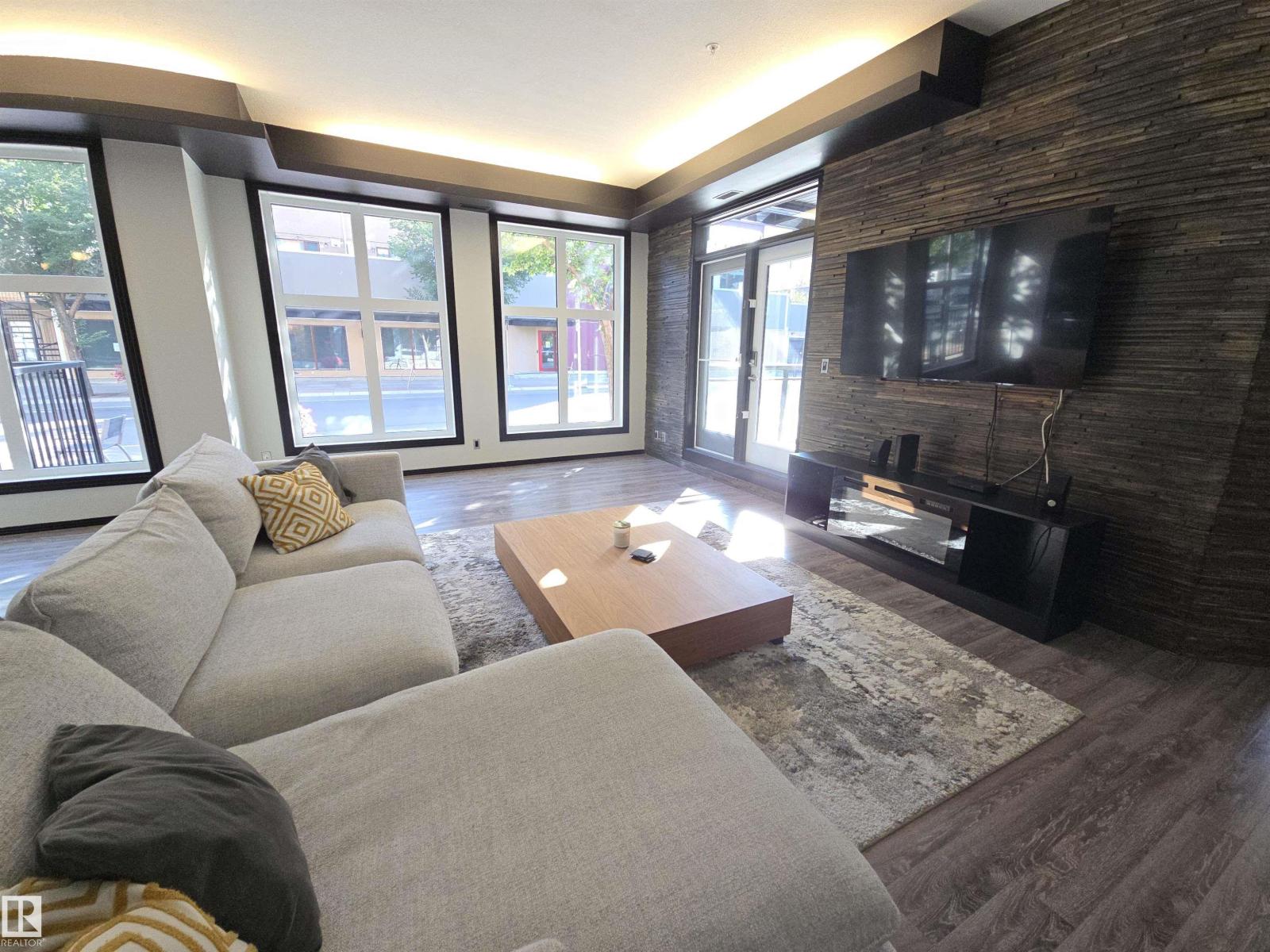 #106 10531 117 ST NW, Edmonton