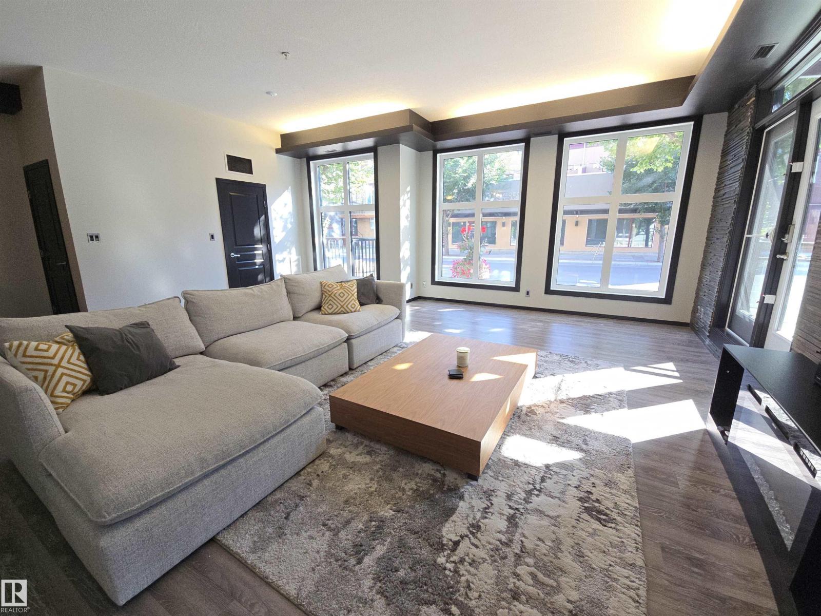 #106 10531 117 ST NW, Edmonton