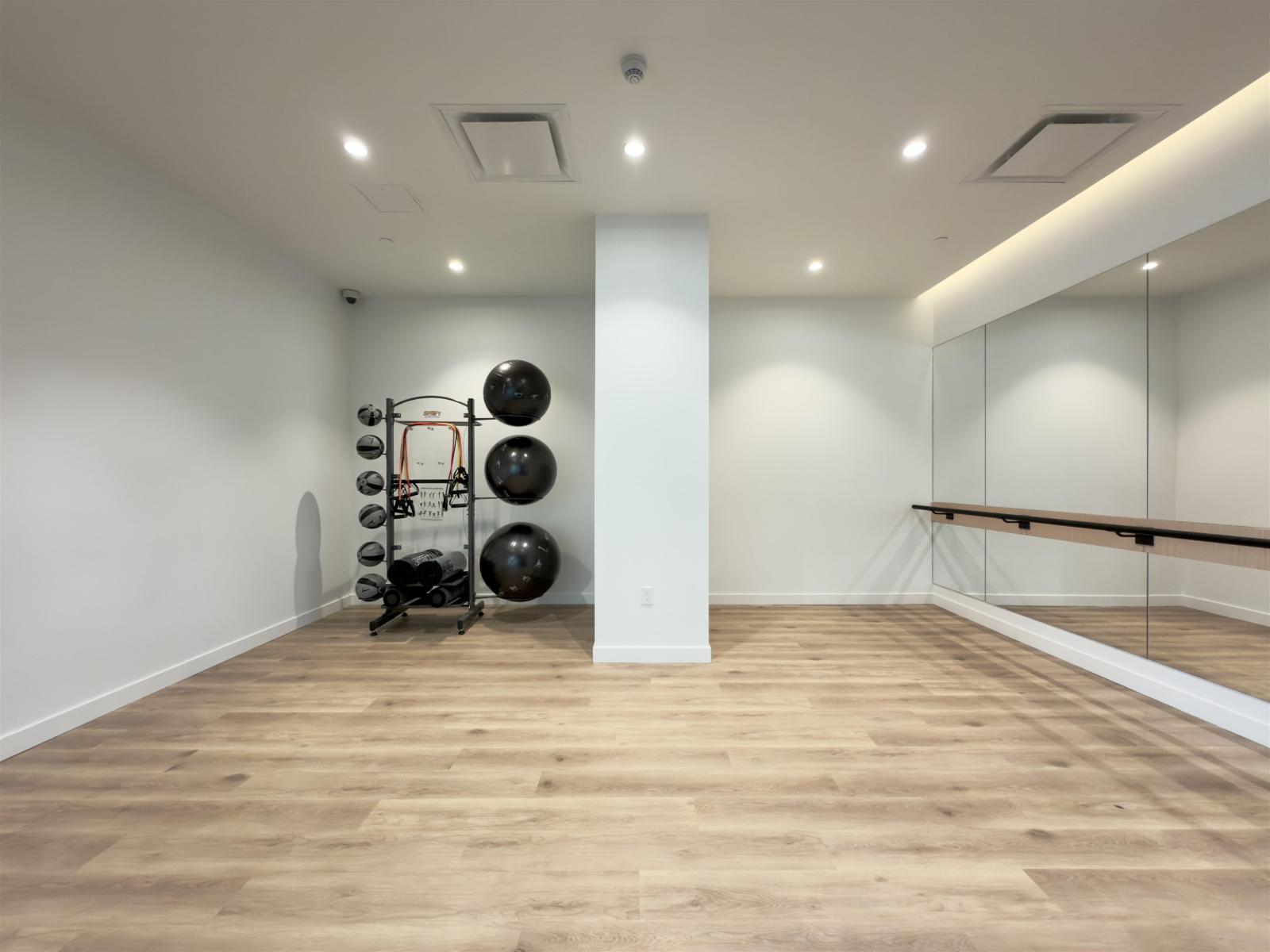 2611 13738 CENTRAL AVENUE, Surrey