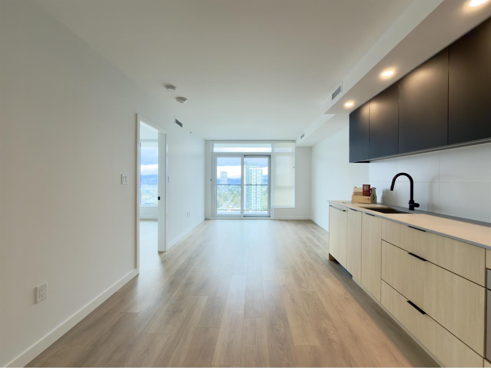 2611 13738 CENTRAL AVENUE, Surrey