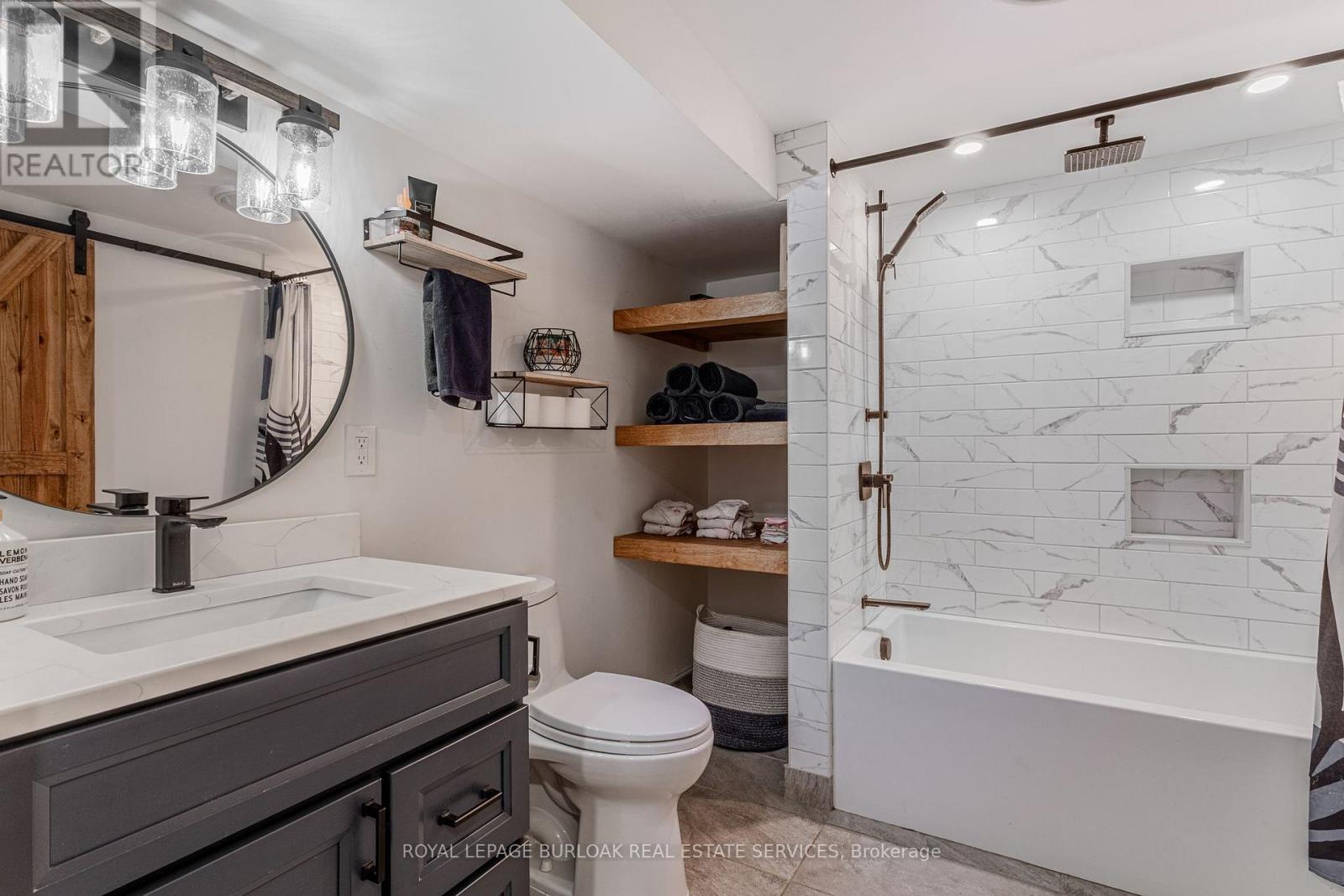 #43 2065 AMHERST HEIGHTS COURT - 22