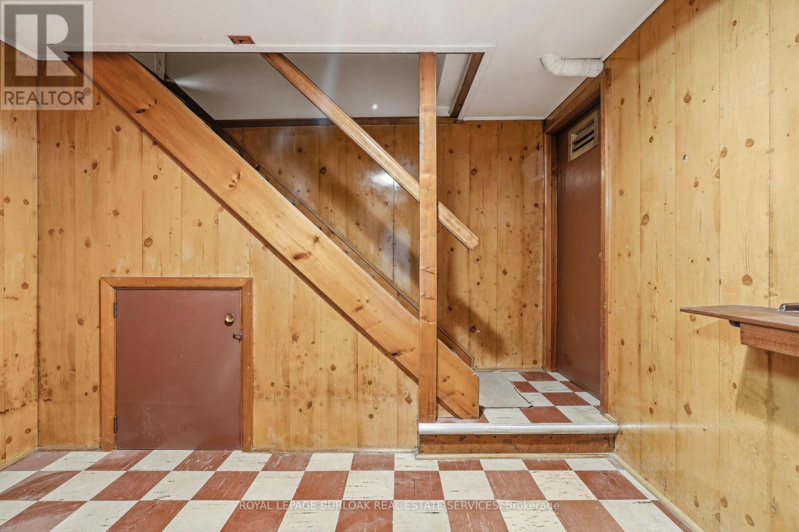 890 FALCON BOULEVARD - 30