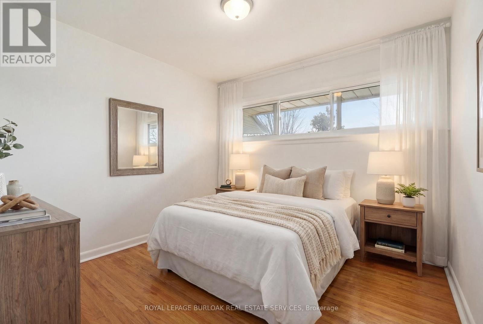 890 FALCON BOULEVARD - 6