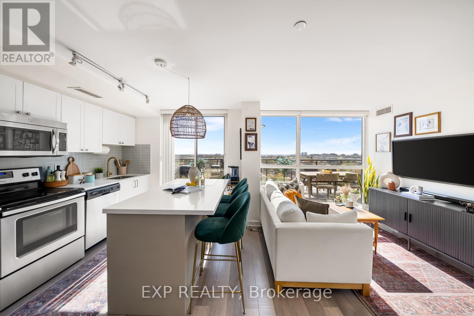 #705 16 MCADAM AVENUE - 4