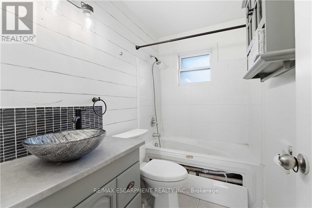 40 NICKERSON AVENUE - 18