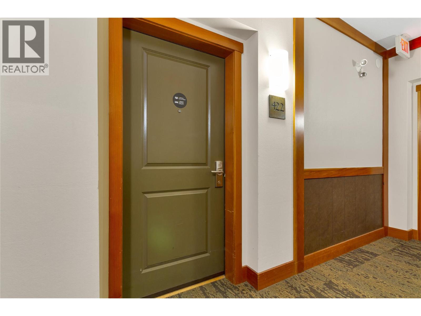 #422 105 VILLAGE CENTRE COURT - Image 3