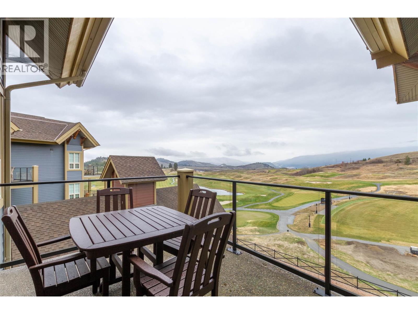 #422 105 VILLAGE CENTRE COURT - 13