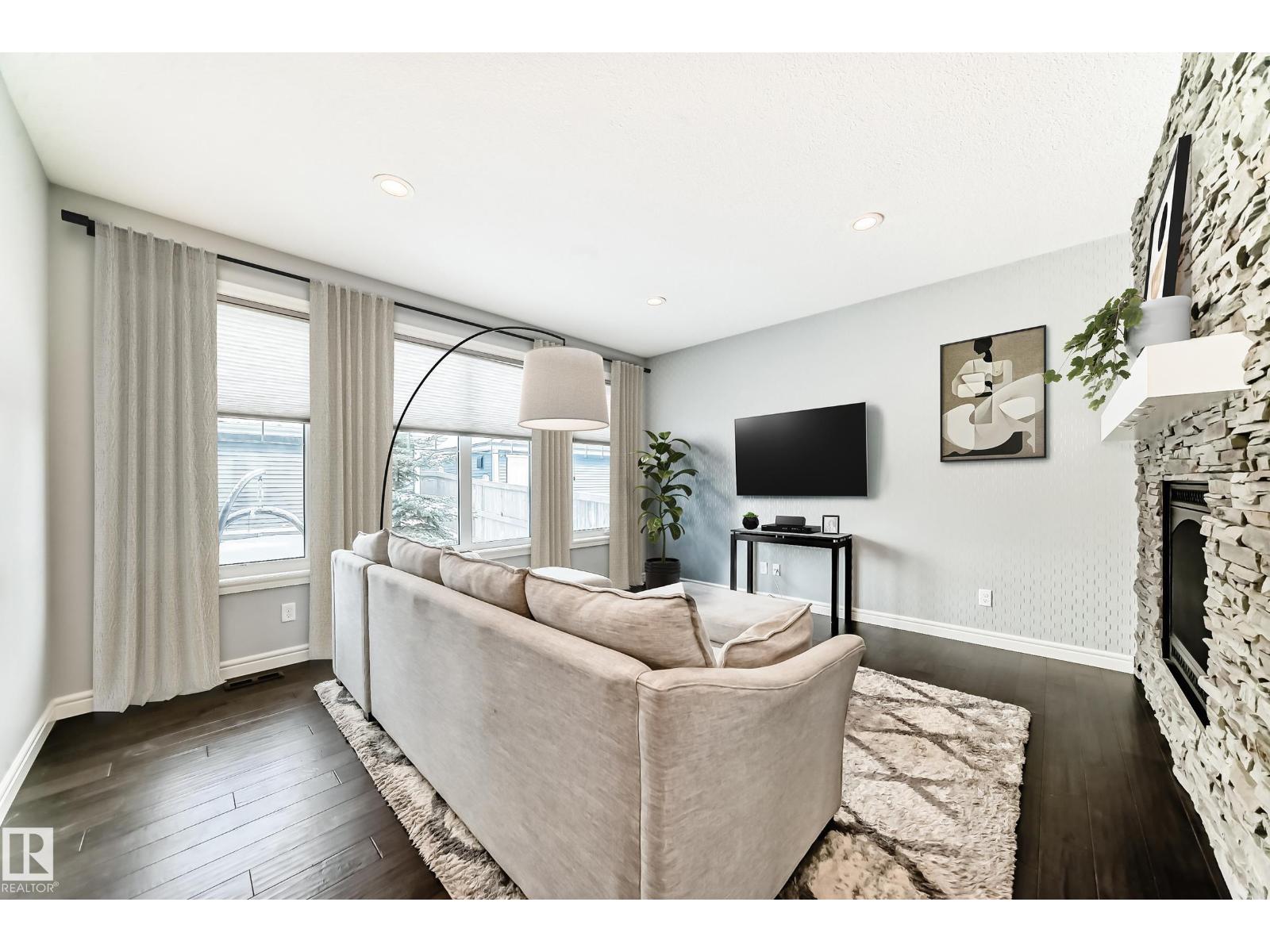 5630 JUCHLI AV NW, Edmonton