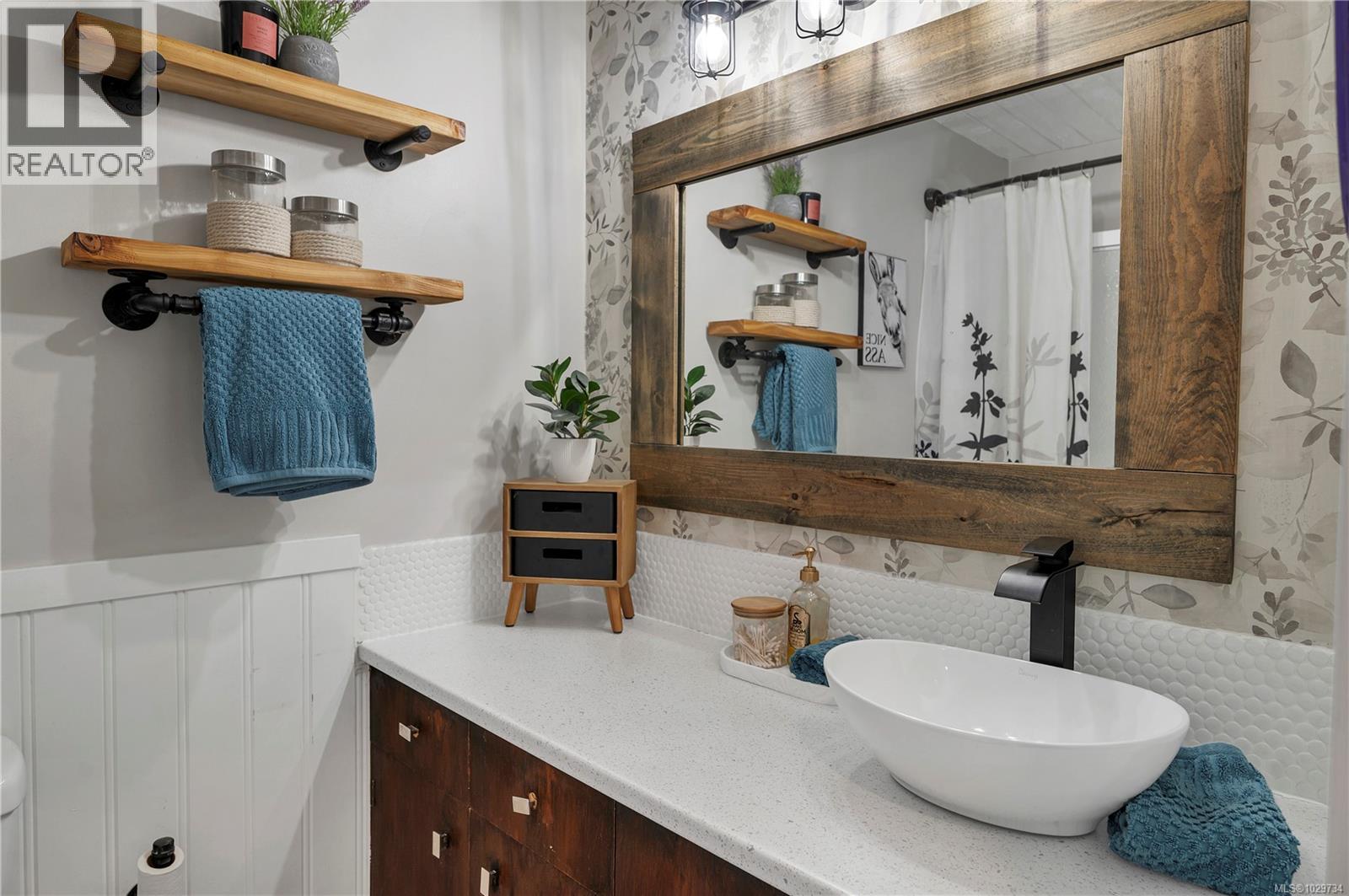 241 Alder St S, Campbell River