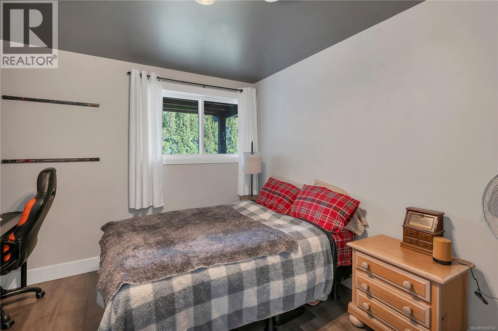 241 Alder St S, Campbell River