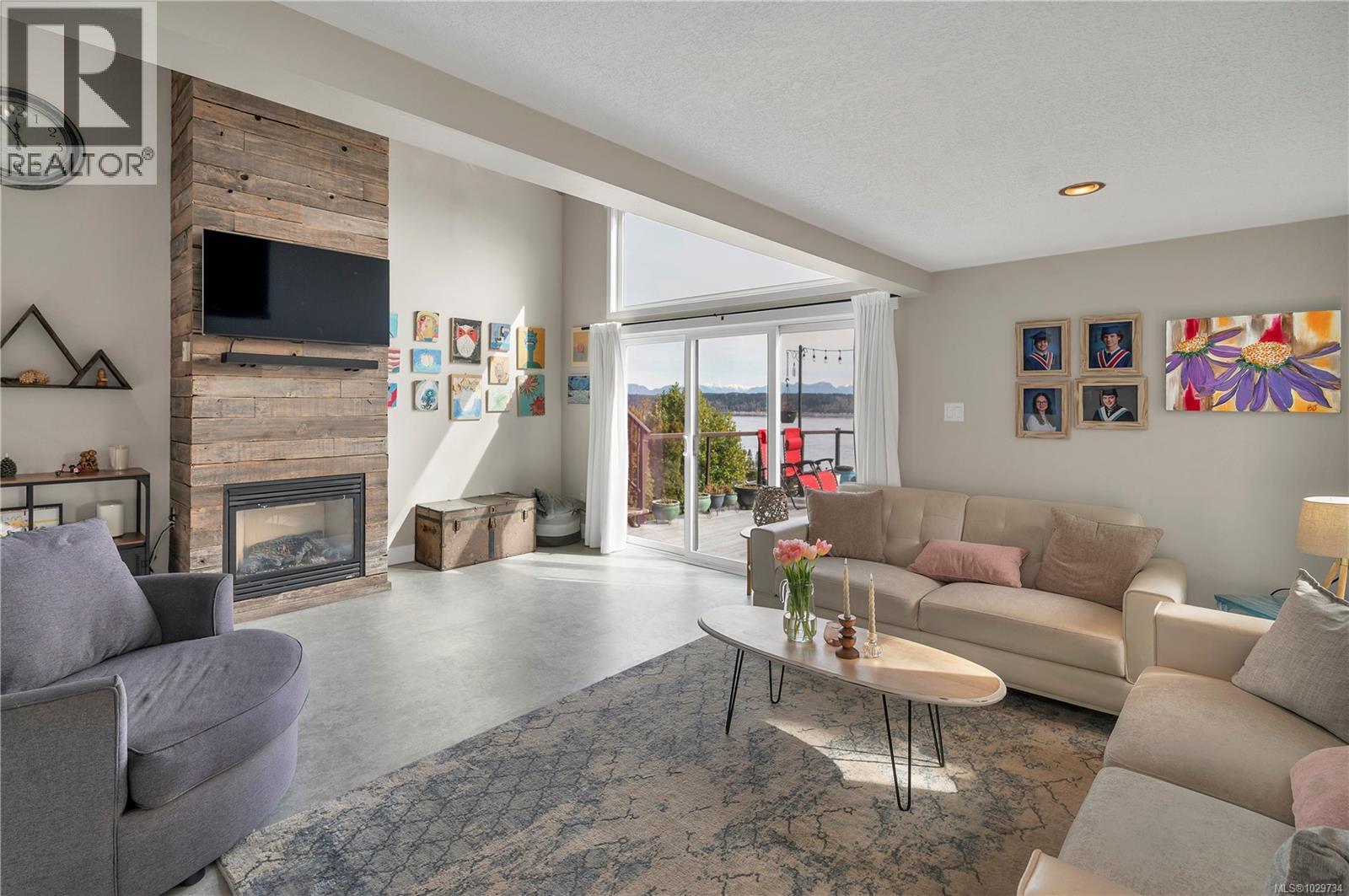 241 Alder St S, Campbell River