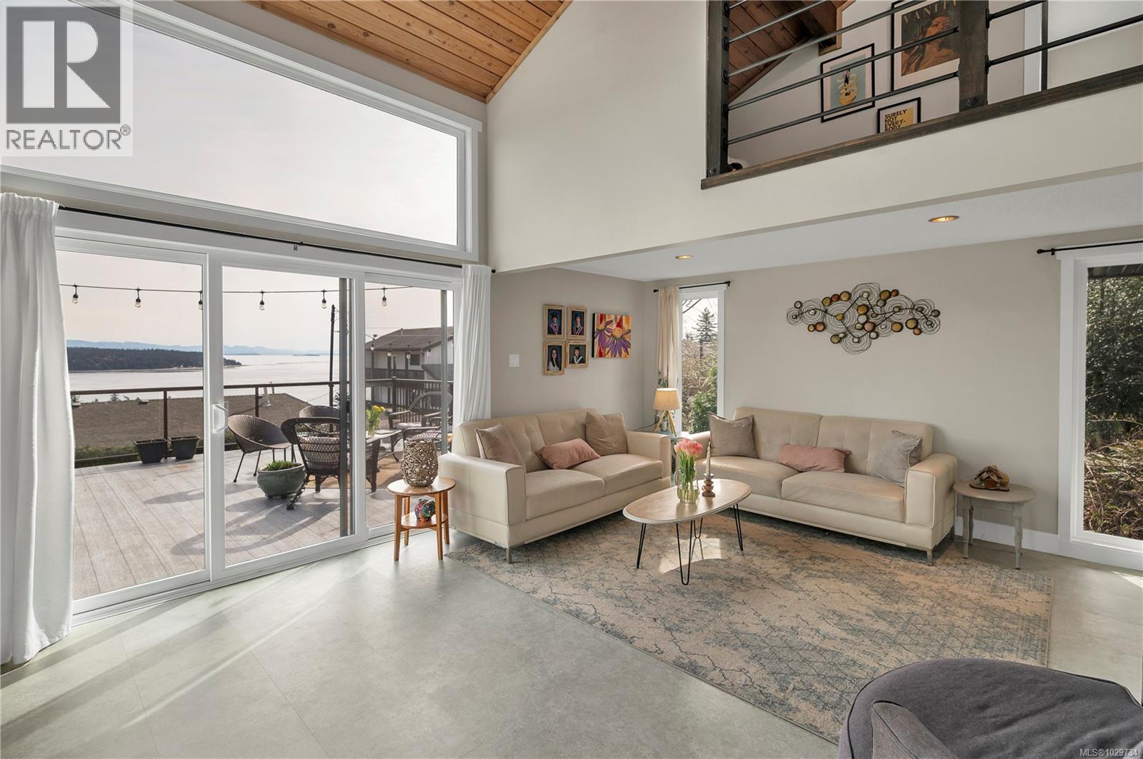 241 Alder St S, Campbell River