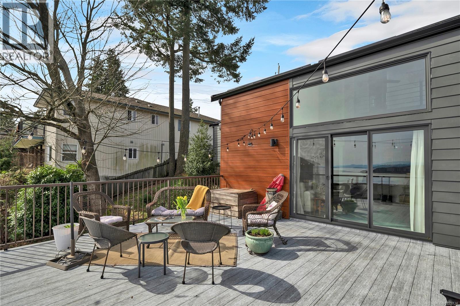 241 Alder St S, Campbell River