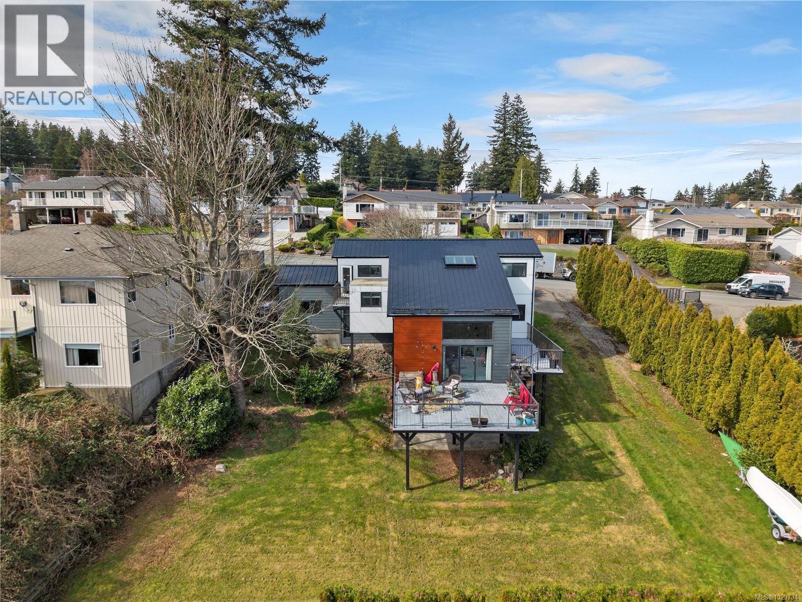 241 Alder St S, Campbell River
