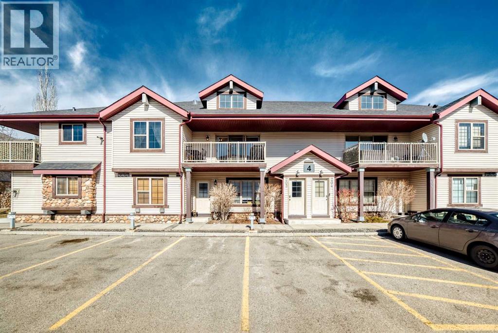 Single Family House Bungalow for Sale in   Everridge Square SW Evergreen Calgary 