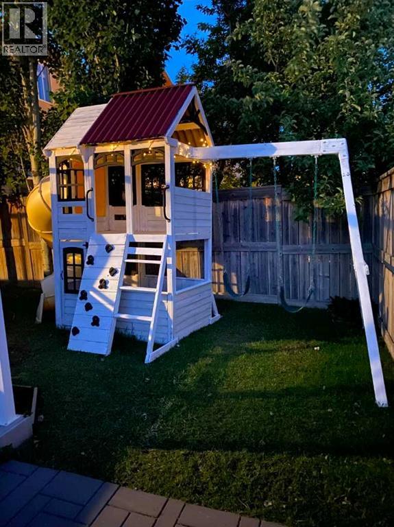 Single Family House for Sale in  Autumn Green SE Auburn Bay Calgary 