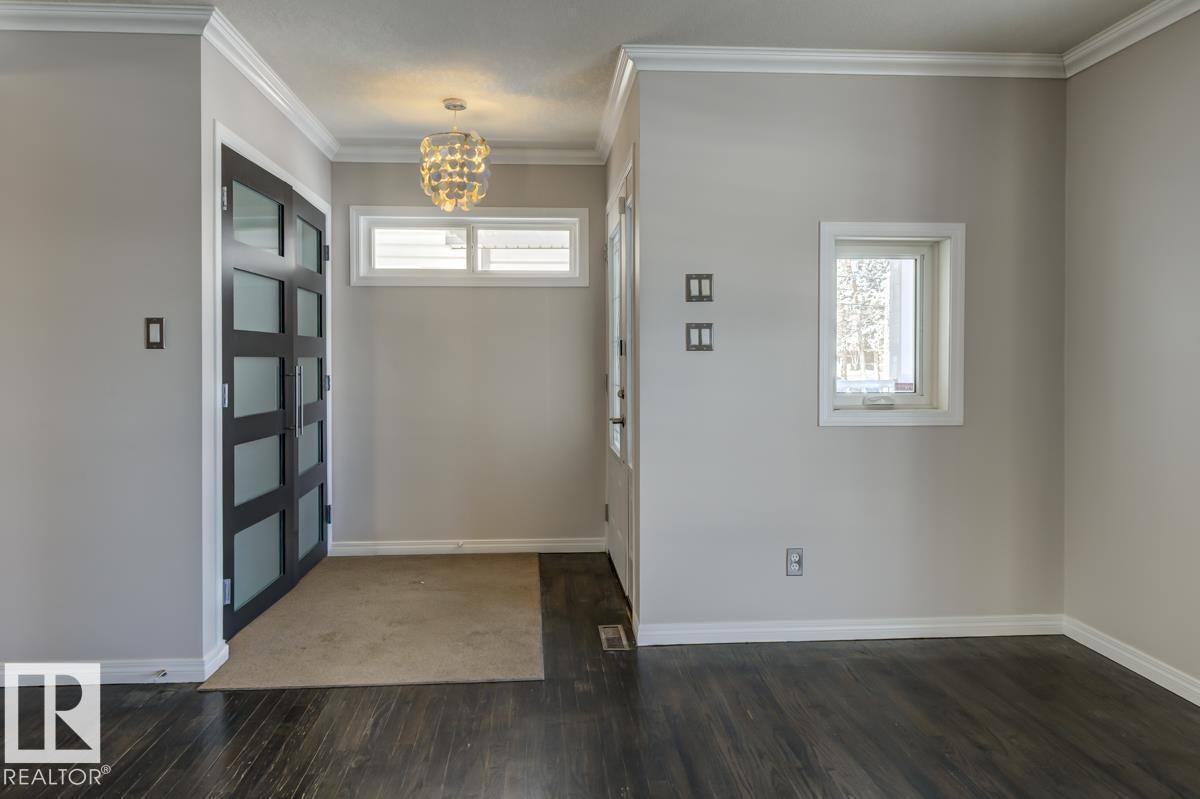 10519 87 AV NW, Edmonton