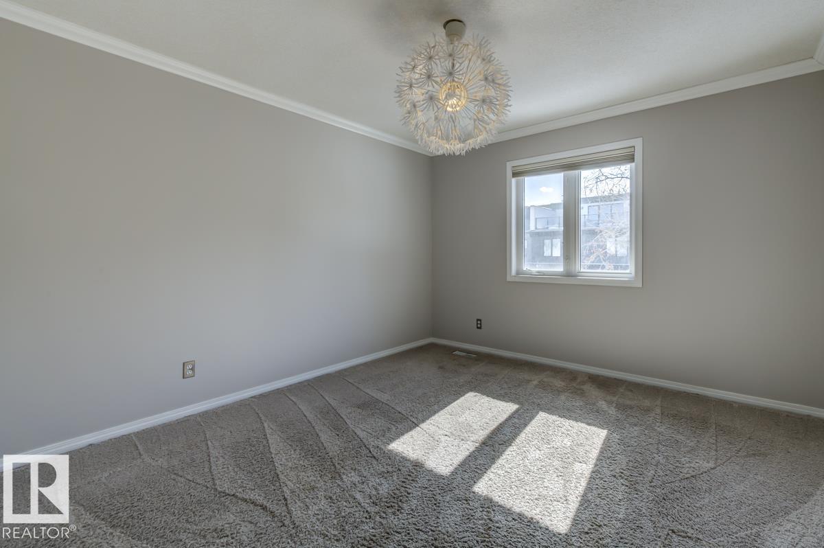 10519 87 AV NW, Edmonton